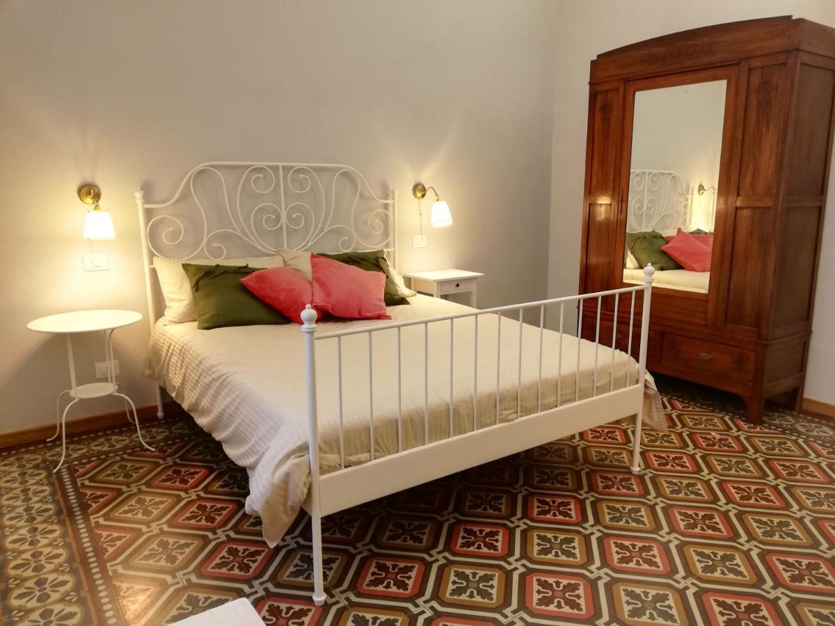 Casa Ridolfi Holiday Home -Una Terrazza Sui Giardini Di Piza Zewnętrze zdjęcie